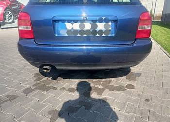 Zderzak Tył Avant LZ5T Audi A4 B5 (a-21)