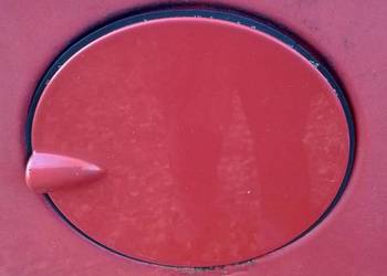 Opel Astra G  klapka wlewu paliwa Y547 inne