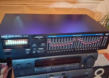 Korektor graficzny Yamaha  EQ-32