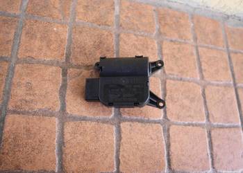 SILNICZEK NAGRZEWNICY AUDI A4 B6 8E1820511B 0132801303