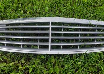 Grill atrapa Mercedes W211