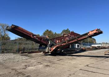 Przesiewacz Sandvik QE340 (Extec E7)