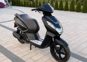 Skuter Peugeot Kisbee S Black EDITION 2025r 50cc 12mscy GWARANCJA RATY FILM