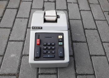 Stara maszynka maszyna do liczenia FACIT jak Mesko PRL lata 60 70 Stara maszynka maszyna do liczenia FACIT jak Mesko PRL lata 60 70