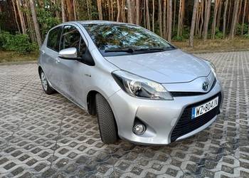 Sprzedam Toyotę Yaris hybrid