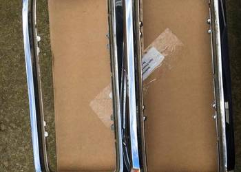 Mercedes W114 ramka lampy