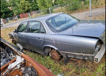 Jaguar xj na części