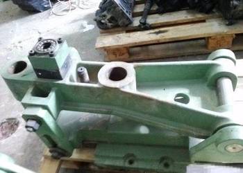 Kolumna manewrowa, podstawa pod zespół szlifujący