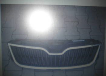 SKODA RAPID 5JA ATRAPA GRILL 5JA853668