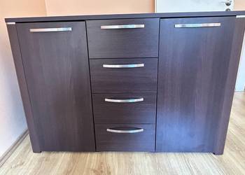 Komoda z 4 szufladami i 2 szafkami bocznymi kolor: wenge / ciemny brąz