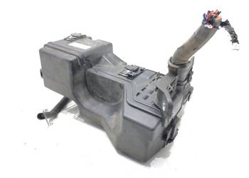 SKRZYNKA BEZPIECZNIKÓW TOYOTA AYGO II 821110HT10 Hatchback 1.0 69KM