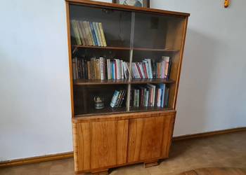 Biblioteczka z lat 50-tych