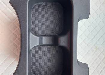 Citroen c3 aircross luźny stojak na napoje przód
