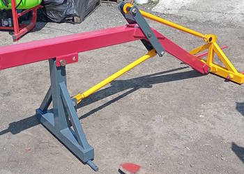Ładowacz do bel na tył samopoziomujący z płynną mechaniczną regulacją NOWY
