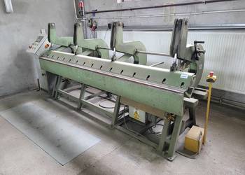 Syndyk sprzda Zaginarkę hydrauliczną ZGH 3000