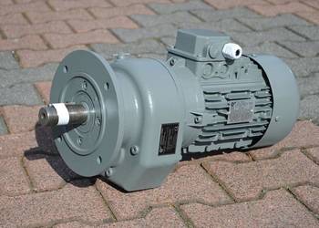 Motoreduktor kołnierzowy 1.1kw. 30obr./min.. NORD