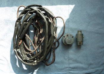 Kabel samochodowy (wiązka) z gniazdem i wtyczką