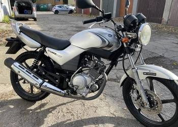 Yamaha ybr 125 Suzuki dr transport honda cb kawasaki 125