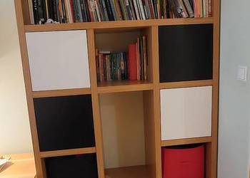 Regał dębowy - naturalna okleina dębowa.