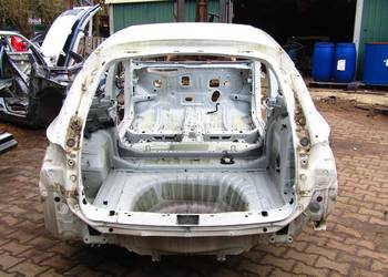 PAS TYLNY TYŁ WANNA Z40R OPEL INSIGNIA B KOMBI