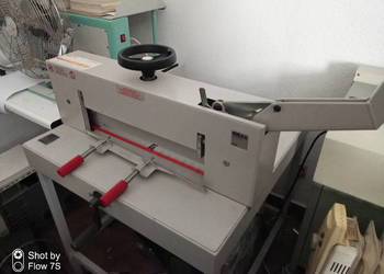 Sprzedam gilotynę Ideal 4700 stan wzorowy mało używana