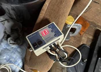 Mikroprocesorowy regulator temperatury kotła c.o.