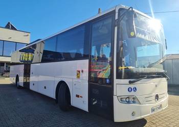 Autobus podmiejski Mercedes-Benz Intouro
