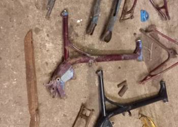 Komar sztywniak części