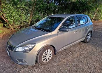 Sprzedam samochód Kia Ceed