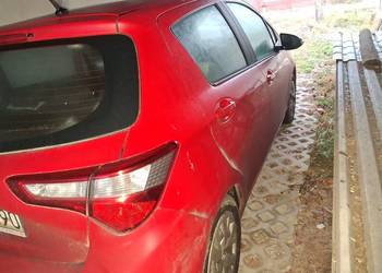 Sprzedam Toyotę Yaris Bezwypadkowe I Właściciel z Salonu Auto Serwisowane