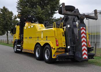 Holownik ciezarowych Tirow Specjalistyczna pomoc drogowa