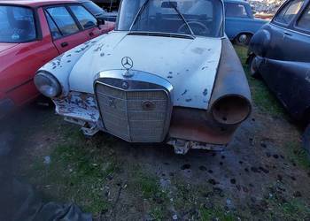 Mercedes w110 do renowacji 190 benzyna