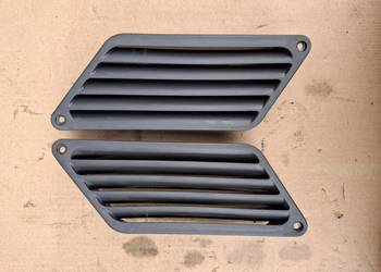 Boczne wloty powietrza kratki wlotu Fiat 126p Maluch Elegant El