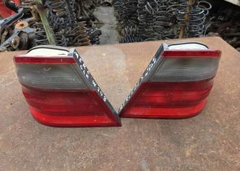 Tylne lampy Mercedes CLK w208