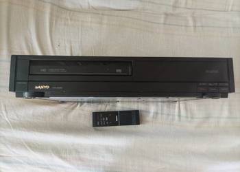 Sprzedam magnetowid Sanyo.