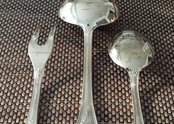 Ekskluzywny Komplet Sztućców z Motywem Muszli – Serwis dla 12 Osób (brak 1