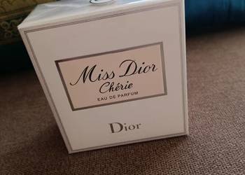 Perfumy damskie Miss Dior Cherie od Christiana Diora - owocowe 100 ml