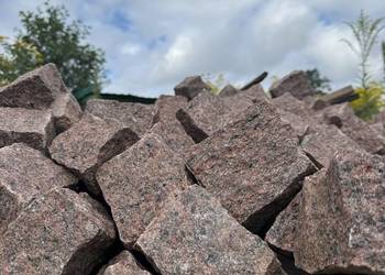 Kostka granitowa czerwona 11x11