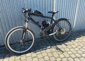 Rower z silnikiem spalinowym 100cc