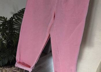 Damskie spodnie sztruksowe różowe
