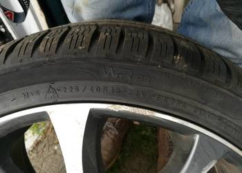 Opony zimowe Nokian 225/40/18