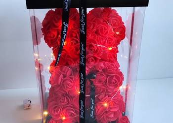 Nowy Miś z płatków róż czerwony Idealny prezent na każdą okazję