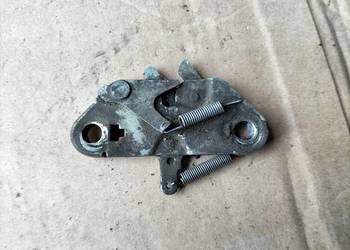 Fiat Cinquecento CC ZAMEK MASKI POKRYWY SILNIKA