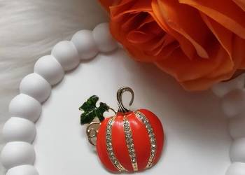 Broszka dynia z cyrkoniami przypinka elegancka Halloween Autumn