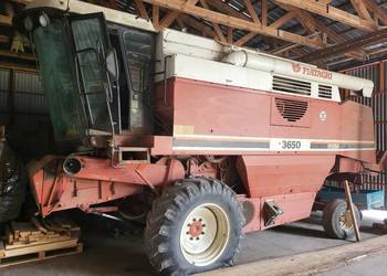 Kombajn zbożowy Laverda 3650