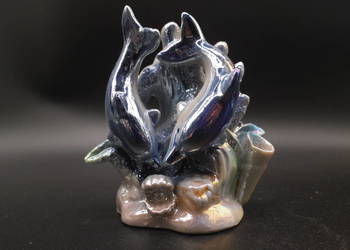 Porcelanowa figurka delfiny