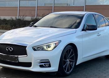 Infiniti Q50 hybryda