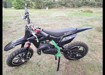 Mini cross