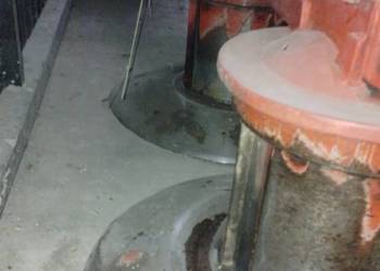 Kosiarka rotacyjna wraz z wbudowaną przetrzasarką