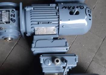 Motoreduktor 0,18 kW/ 140 obr.